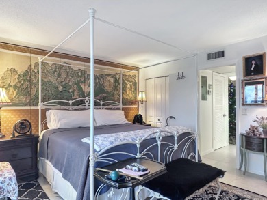 Beautiful 1 Bedroom, 1.5 Bathroom Condo with Lake View - Turnkey