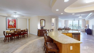 Boat lovers this is the perfect complex for you. Just seconds