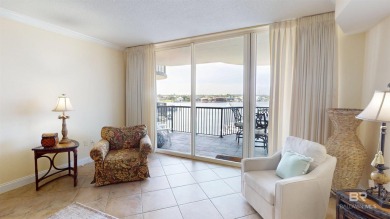 Boat lovers this is the perfect complex for you. Just seconds