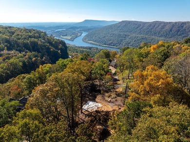 Luxury new construction on the front of Signal Mountain. Located