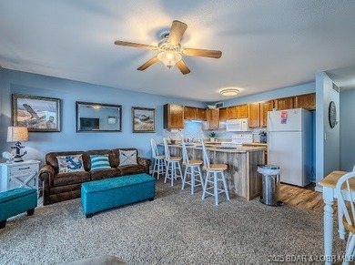 This beautifully furnished 1-bedroom condo at Lake of the Ozarks