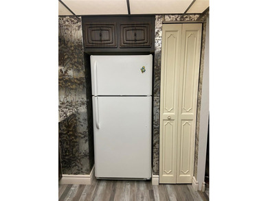 Spacious 2-bedroom, 2-bath condo in the sought-after Environ I