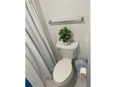 Spacious 2-bedroom, 2-bath condo in the sought-after Environ I