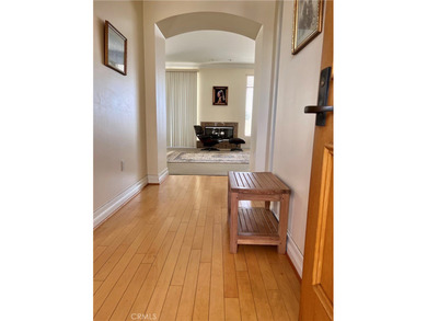 Penthouse Condo in Brentwood - A Rare Blend of Luxury, Privacy