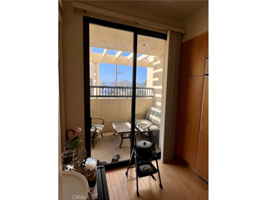 Penthouse Condo in Brentwood - A Rare Blend of Luxury, Privacy