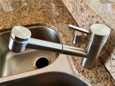 Penthouse Condo in Brentwood - A Rare Blend of Luxury, Privacy