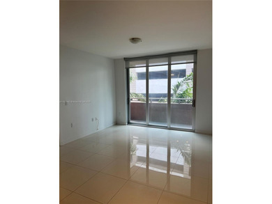 SPACIOUS 3BR/3Bth corner unit at Midtown Doral. Modern design w/