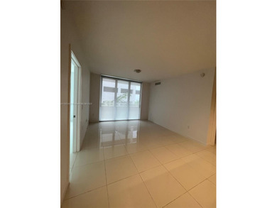 SPACIOUS 3BR/3Bth corner unit at Midtown Doral. Modern design w/