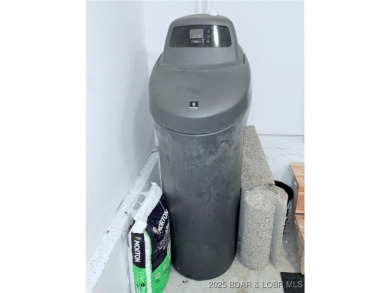 Smart, Stylish & Storage-Rich in the Heart of Four Seasons!