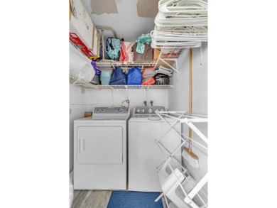 Turnkey 2-bed/2-bath condo in the peaceful community of Kings