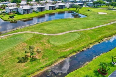 Turnkey 2-bed/2-bath condo in the peaceful community of Kings