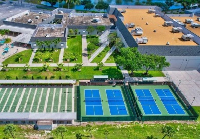 Turnkey 2-bed/2-bath condo in the peaceful community of Kings