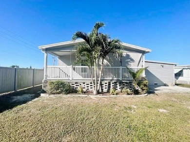 Paradise awaits you with this LIKE NEW, VERY Spacious 2 Bedroom