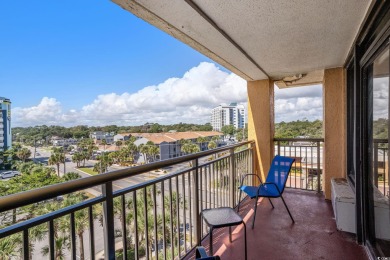 Welcome to this beautiful efficiency condo at The Caravelle