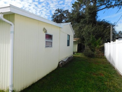 This move-in-ready, handicapped-accessible Commodore home offers