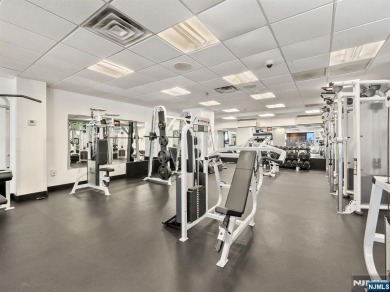 FULLY RENOVATED SPACIOUS UNIT WITH MANHATTAN AND HUDSON RIVER