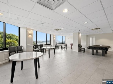 FULLY RENOVATED SPACIOUS UNIT WITH MANHATTAN AND HUDSON RIVER