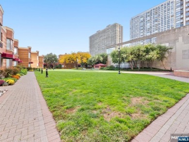 FULLY RENOVATED SPACIOUS UNIT WITH MANHATTAN AND HUDSON RIVER