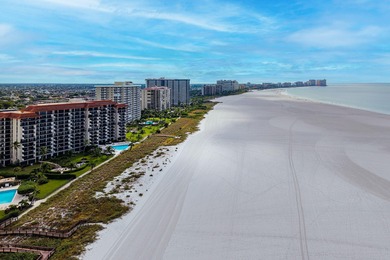 Paradise awaits you and this front, ''jet out'', beachfront unit