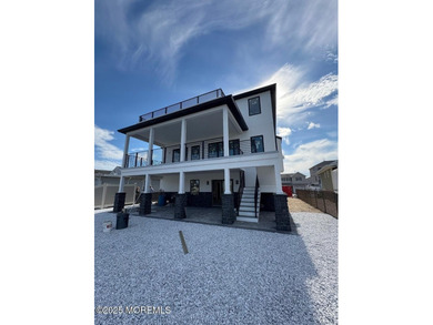 New Construction! Magnificent custom home by LaPrima Builders