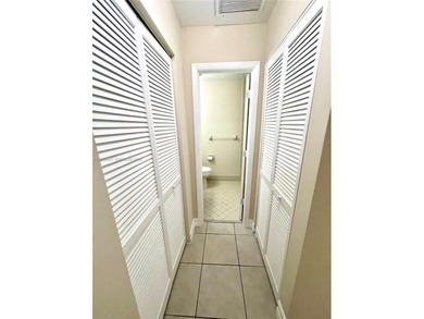 MOVE IN READY,  2BD/2BA TOP FLOOR with a peaceful Lake and