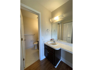 MOVE IN READY,  2BD/2BA TOP FLOOR with a peaceful Lake and