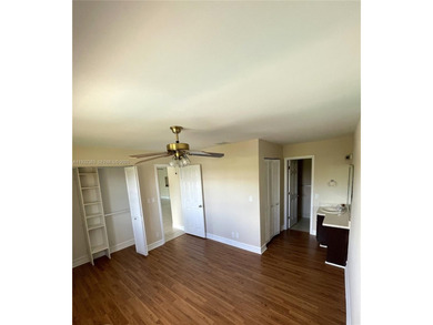 MOVE IN READY,  2BD/2BA TOP FLOOR with a peaceful Lake and