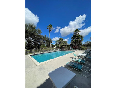 MOVE IN READY,  2BD/2BA TOP FLOOR with a peaceful Lake and