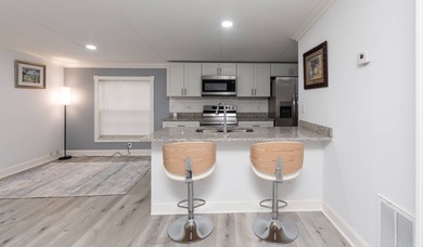 Beautifully updated 2004 manufactured home in Pleasant Hill