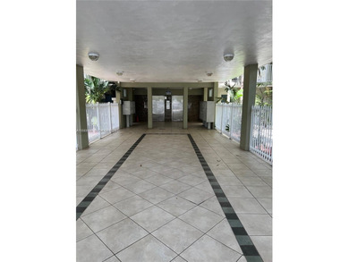 Great opportunity.
Condo with 1 bedroom, 1 bathroom, and