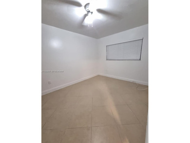 Great opportunity.
Condo with 1 bedroom, 1 bathroom, and