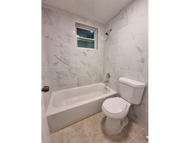 Great opportunity.
Condo with 1 bedroom, 1 bathroom, and