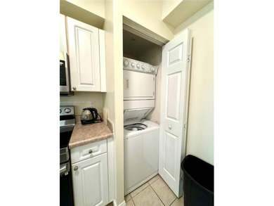 Spacious and beautifully furnished 1-bedroom, 1-bathroom