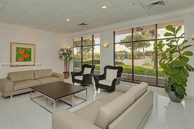 Remodeled 2 bed 2-bedroom/2 bathroom condo in prestigious