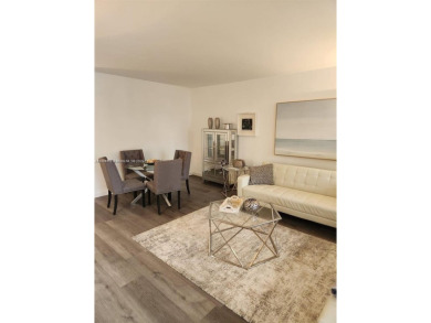 Remodeled 2 bed 2-bedroom/2 bathroom condo in prestigious