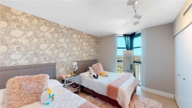 PRICED TO SELL!!! BEAUTIFUL AND SPACIOUS 3 BEDROOM, 3 BATHROOM!!