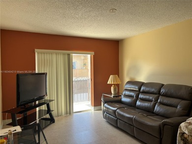 Spacious and Bright Apartment in Excellent Condition!

Located