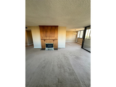 Spacious high-rise condo with a panorama view from the prettiest