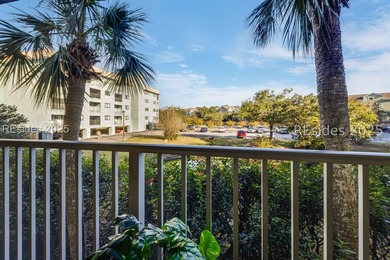 Vacation time awaits! Beautifully updated 2BD/2BA villa in a