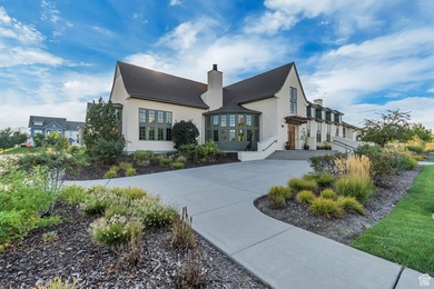 OPEN HOUSE SATURDAY, November 8th from 11am - 1 pm! This