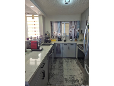 Enjoy Ocean, Diamond Head, and the beautiful Waikiki skyline