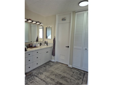 Enjoy Ocean, Diamond Head, and the beautiful Waikiki skyline