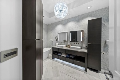 Welcome to the exclusive Towers of Channelside PENTHOUSE