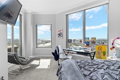 Welcome to the exclusive Towers of Channelside PENTHOUSE