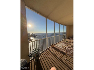 Welcome to your dream residence on the 25th floor of one of Fort