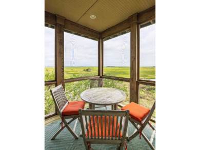 Experience coastal living at its finest in this 2,901 sq ft