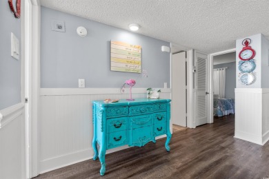 This direct oceanfront 3BD/2BA in the desired section of Windy