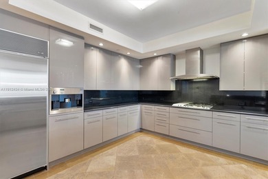 MUST SELL! SPACIOUS 3BED(EN SUITE) PLUS DEN/MEDIA RM/4TH BED. 3