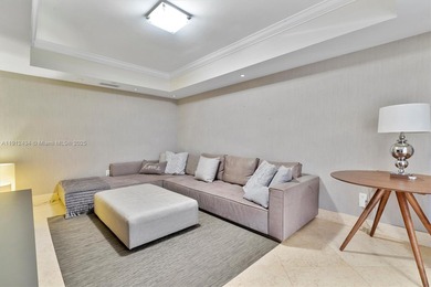 MUST SELL! SPACIOUS 3BED(EN SUITE) PLUS DEN/MEDIA RM/4TH BED. 3