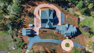 Welcome to 242 Kirkley Road. Hidden down a private drive, this